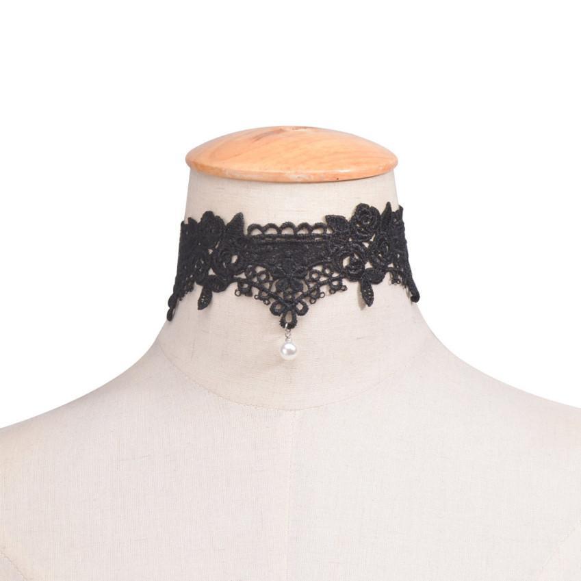 Black/White Chokers
