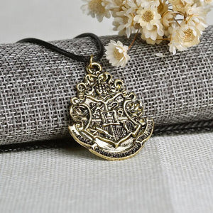 Harry Potter /  Magic school necklace